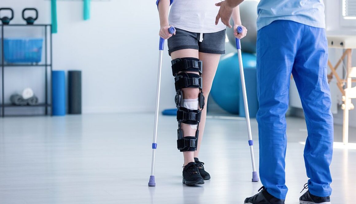 Rehabilitacja po operacji – jak przyspieszyć proces powrotu do zdrowia?